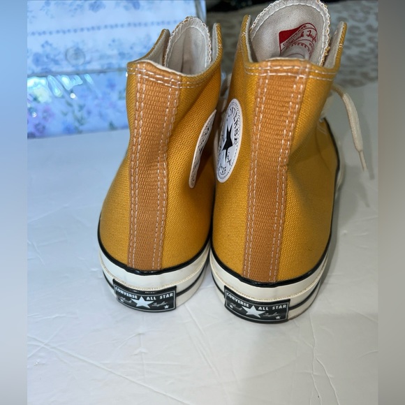 Converse mustard high tops sneakers women’s 10.5 men’s 8.5 - Picture 5 of 9